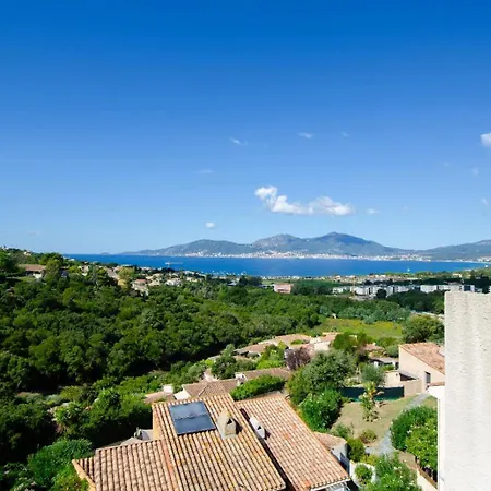 Värdshus Duplex 2 Chambres, Vue & Balcon - 6 Couchages Porticcio (Corsica)