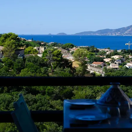Duplex 2 Chambres, Piscine, Vue & Valcon - 6 Couchages Värdshus Porticcio (Corsica)