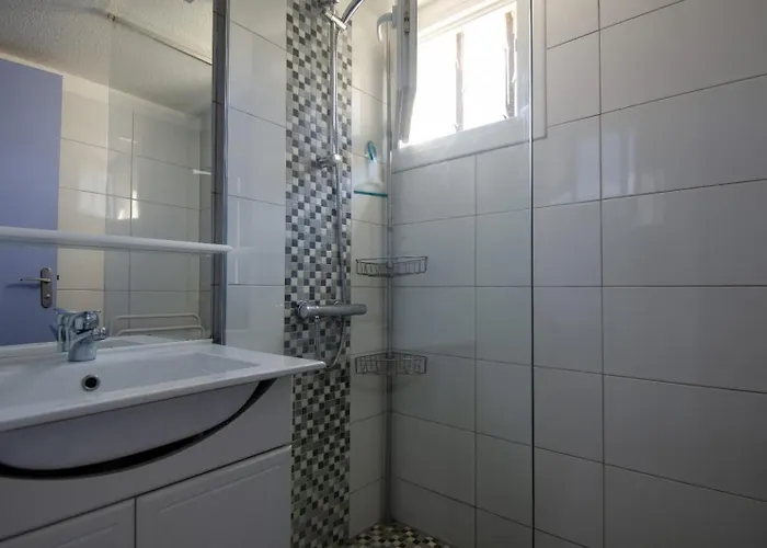 Duplex 2 Chambres, Piscine, Vue & Valcon - 6 Couchages Porticcio (Corsica)